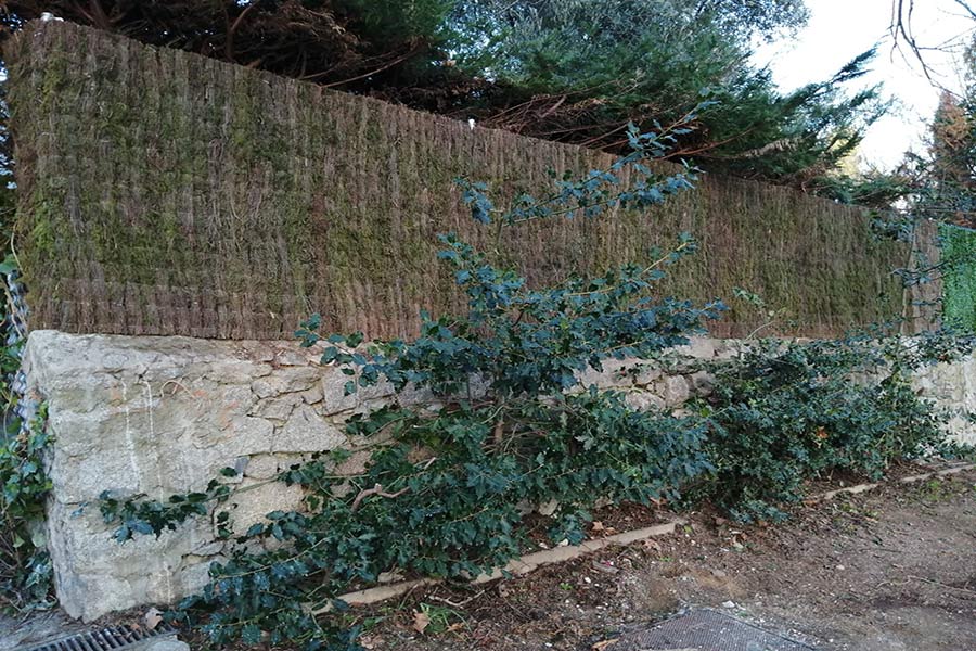 Imagen de una instalación de brezo en Ávila